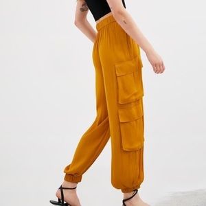 Zara satin cargo pants size Small
